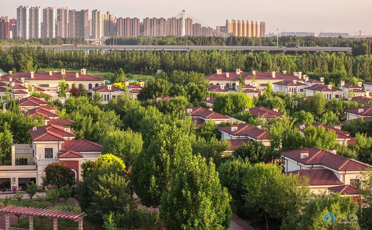 北京榮華齊山全齡健康樂(lè)養(yǎng)社區(qū)